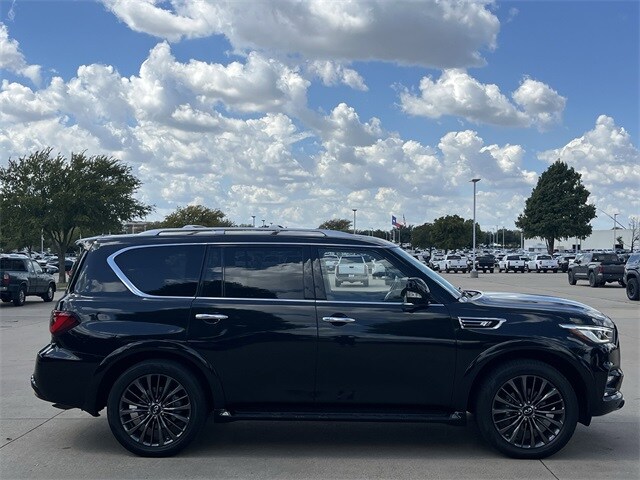 2021 Infiniti QX80 Premium Select photo 2