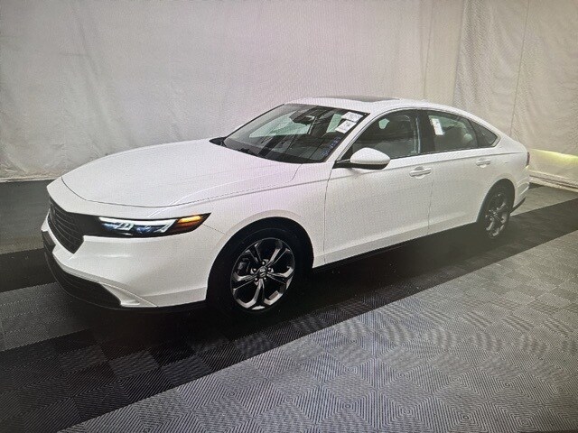 2023 Honda Accord EX photo 2