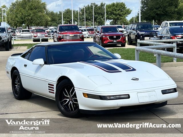 White 1992 Chevrolet Corvette Coupe RWD Coupe Rear-Wheel Drive 4-Speed Automatic