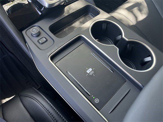 Certified Used 2026 Platinum White Pearl Acura FWD image 21