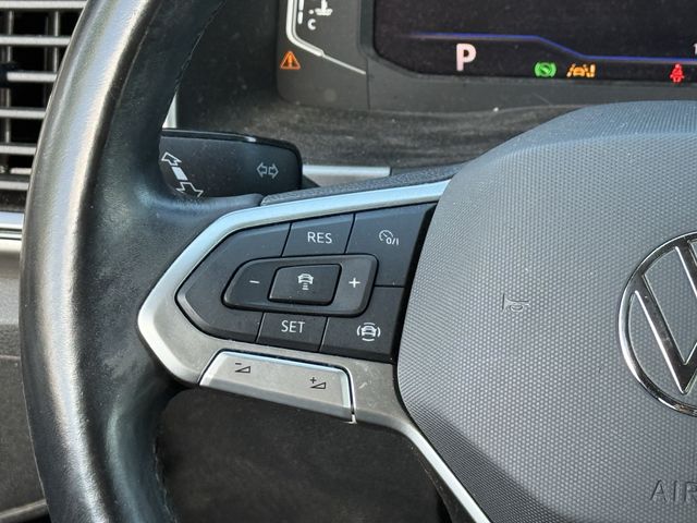 Used 2020 Pure Gray Volkswagen 3.6L V6 SEL Premium image 13