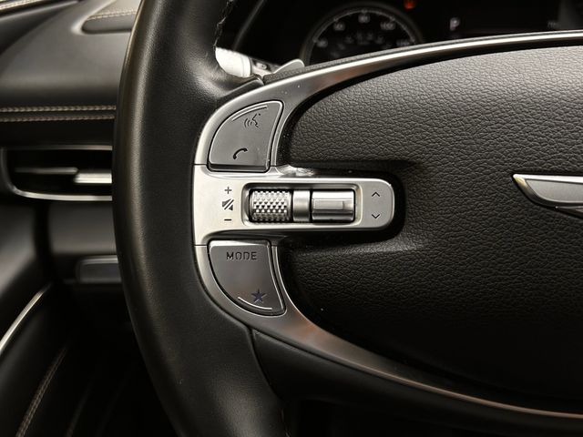 Used 2024 White Genesis 2.5T image 15