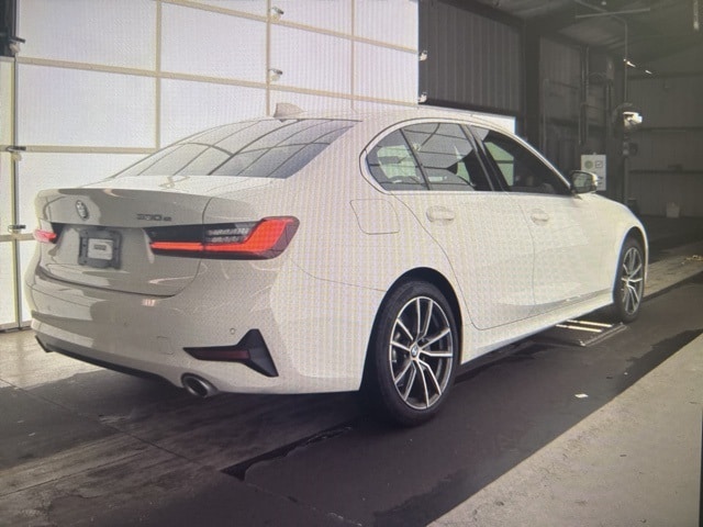 2021 Bmw 330e 3-Series photo 4