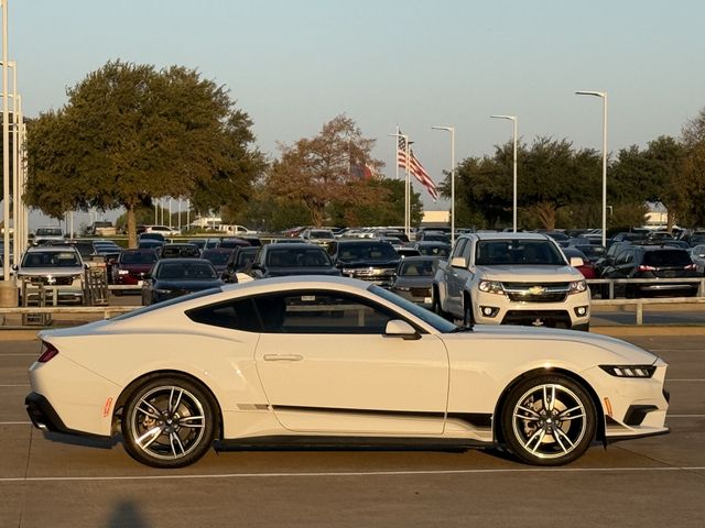 Used 2024 Oxford White Ford Ecoboost Premium image 3