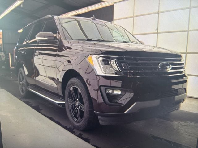 2021 Ford Expedition XLT's photo