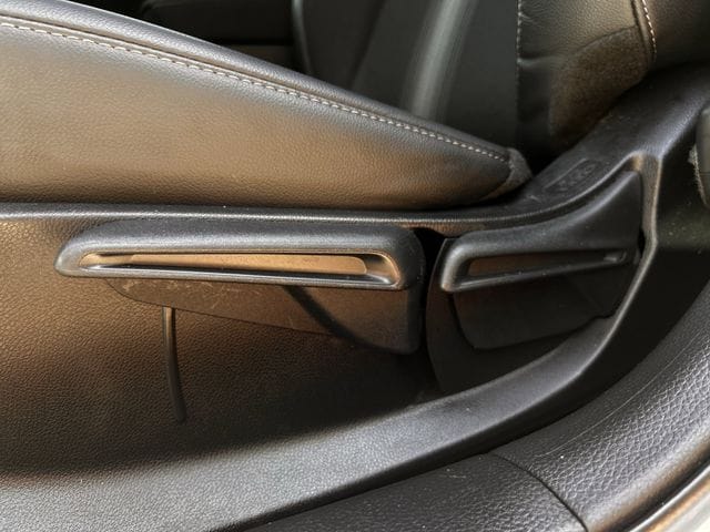 Used 2024 Platinum White Pearl Honda Sport image 29