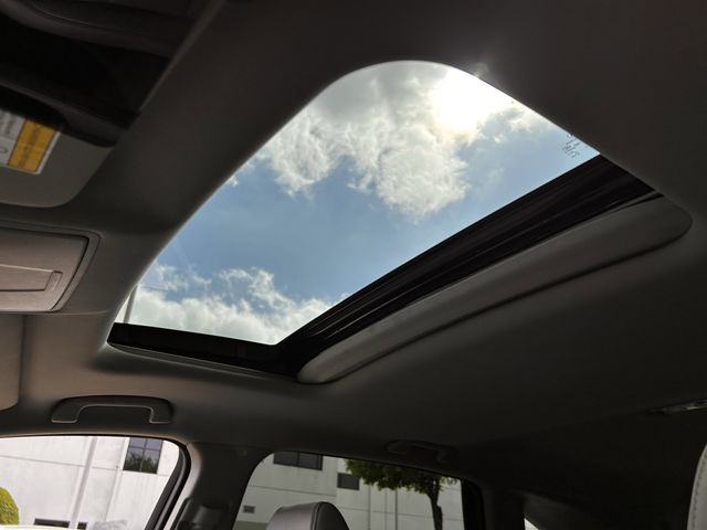 Used 2020 Lunar Silver Metallic Acura 3.5L image 25