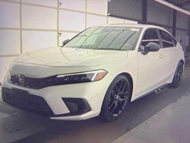 2024 Honda Civic Hatchback Sport's photo