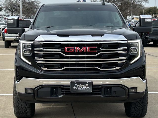 Used 2022 Onyx Black GMC SLT image 9