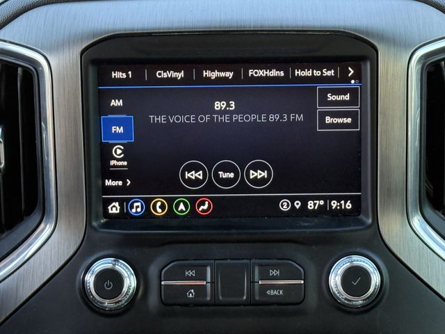 Used 2022 White Frost Tricoat GMC Denali image 17