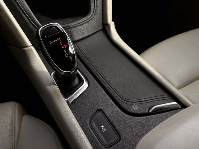 Used 2018 Dark Granite Metallic CADILLAC Base image 24