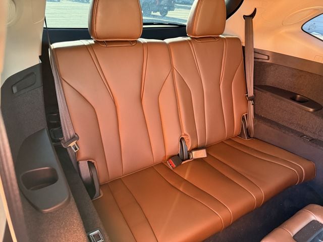 Used 2025 Majestic Black Pearl Acura Technology Package image 30