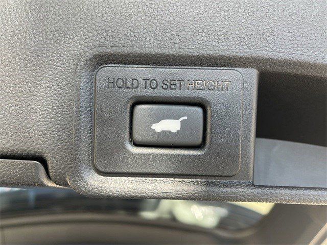 Used 2025 Platinum White Pearl Acura SH-AWD image 35