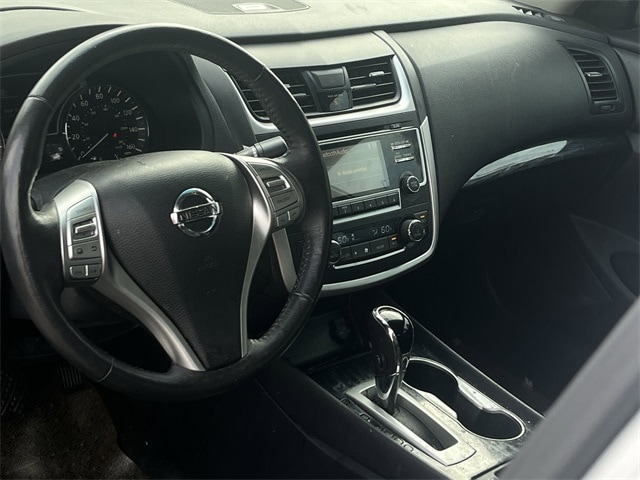 2017 Nissan Altima SL