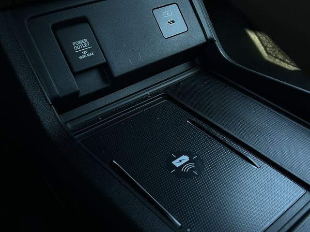 Certified Used 2022 Platinum White Pearl Acura Technology Package image 24