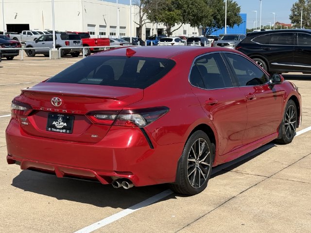 Used 2023 Supersonic Red Midnight Black Metallic Toyota SE image 4