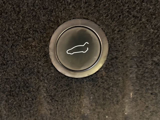 Used 2021 Pearl White Multi-Coat Tesla Plaid image 30