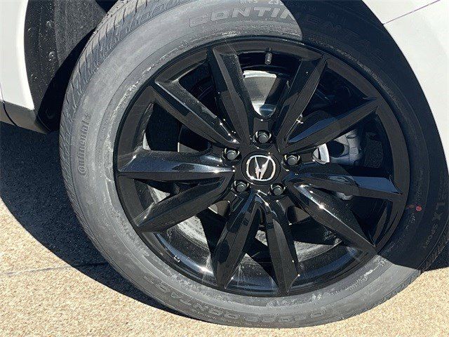 New 2026 Platinum White Pearl Acura SH-AWD image 10