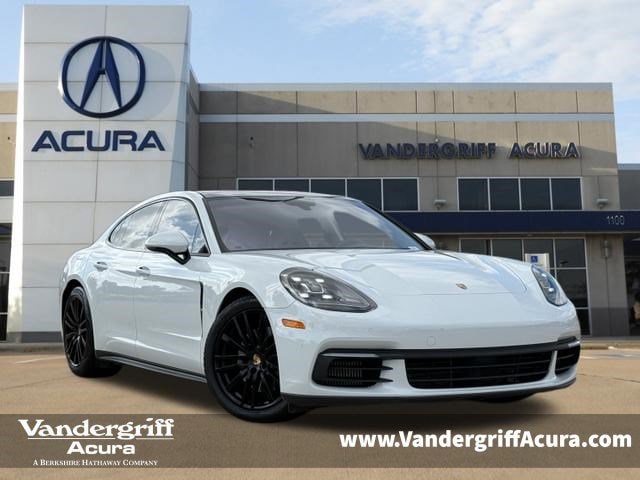 2017 Porsche Panamera