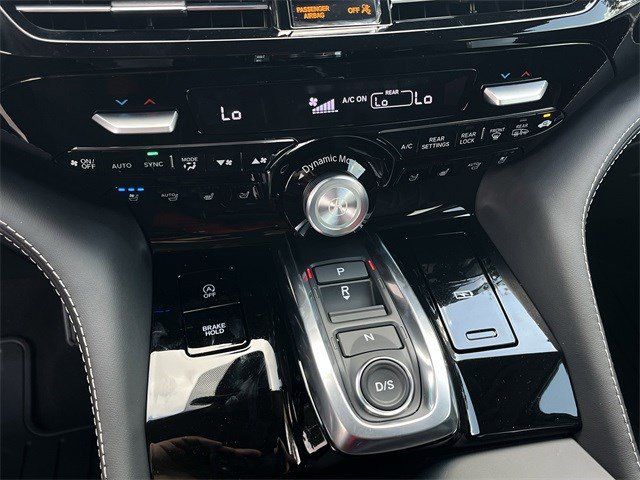 New 2026 Platinum White Pearl Acura SH-AWD Advance Package image 20
