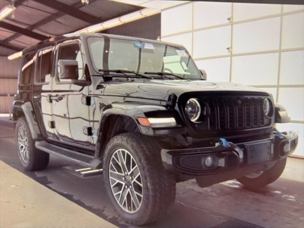 Used 2024 Jeep Wrangler 4xe High Altitude 4xe SUV