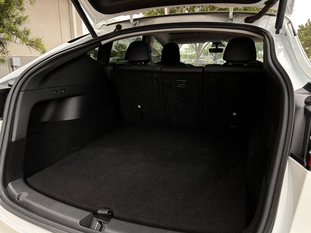 Used 2021 Pearl White Multi-Coat Tesla Long Range image 32