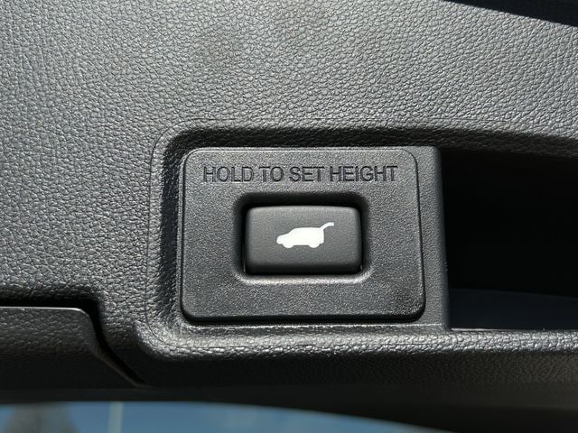 New 2026 Platinum White Pearl Acura Technology Package image 38