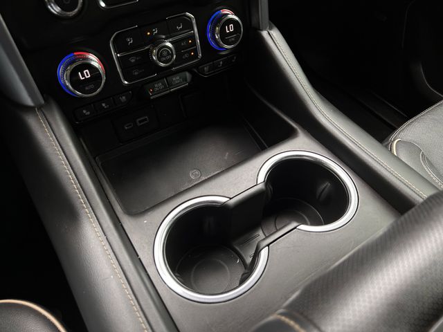 Used 2021 White Frost Tricoat GMC SLT image 21