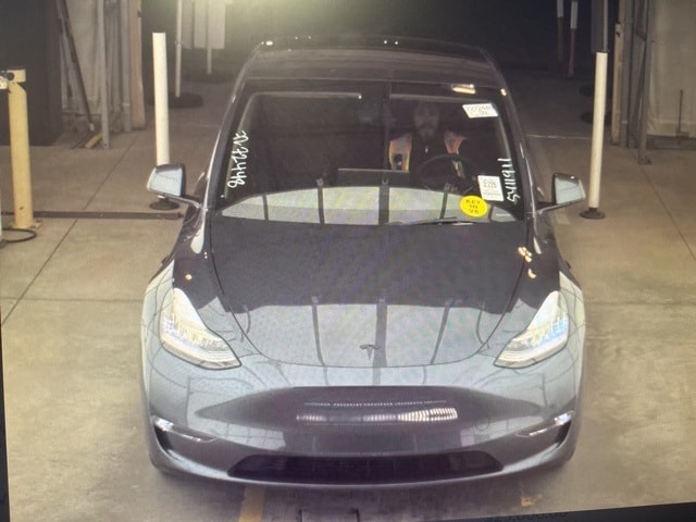 Used 2021 Tesla Model Y Long Range with VIN 5YJYGDEE4MF253761 for sale in Arlington, TX
