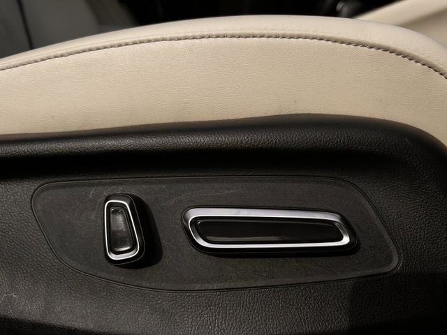 Used 2025 Platinum White Pearl Acura A-Spec Package image 27