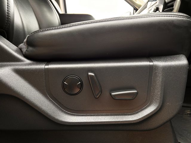 Used 2024 Iconic Silver Metallic Ford XLT image 30