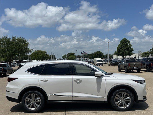 New 2026 Platinum White Pearl Acura FWD image 3