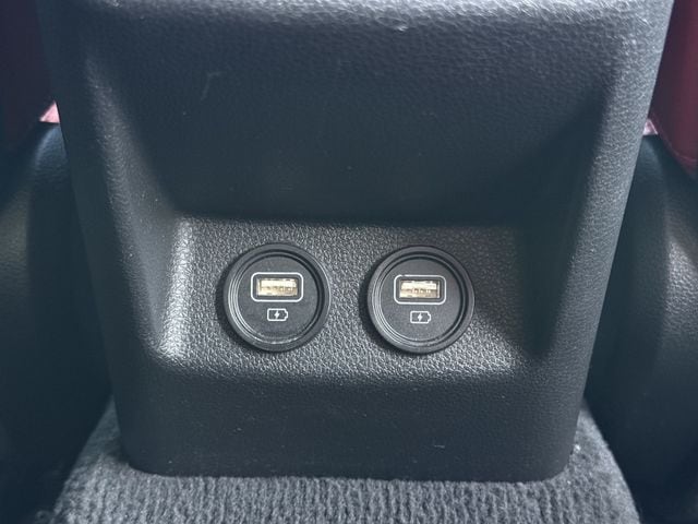 Used 2024 Wolf Gray Kia GT-Line image 28