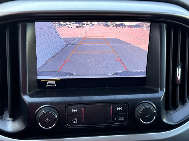Used 2020 Summit White Chevrolet LT image 17