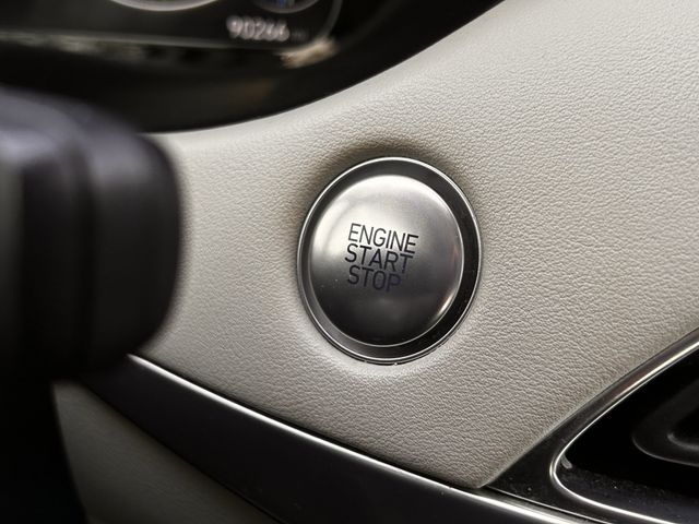 Used 2021 Hyper White Hyundai Calligraphy image 26