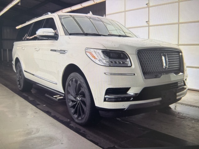 2021 Lincoln Navigator Black Label L's photo