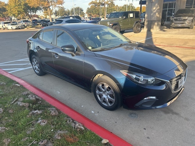 2015 Mazda MAZDA3 i Sport's photo