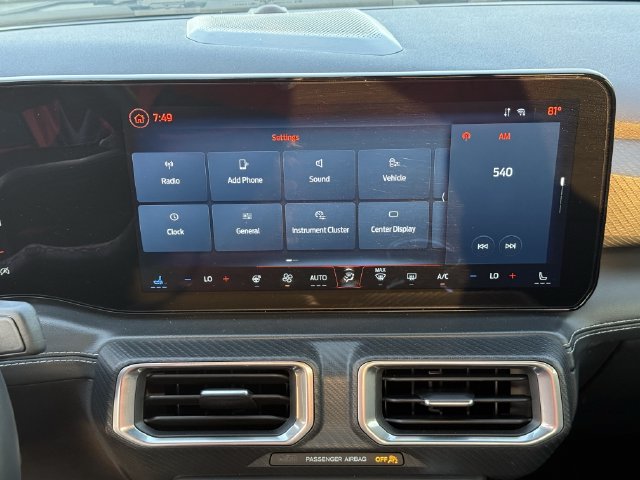 Used 2024 Oxford White Ford Ecoboost Premium image 16