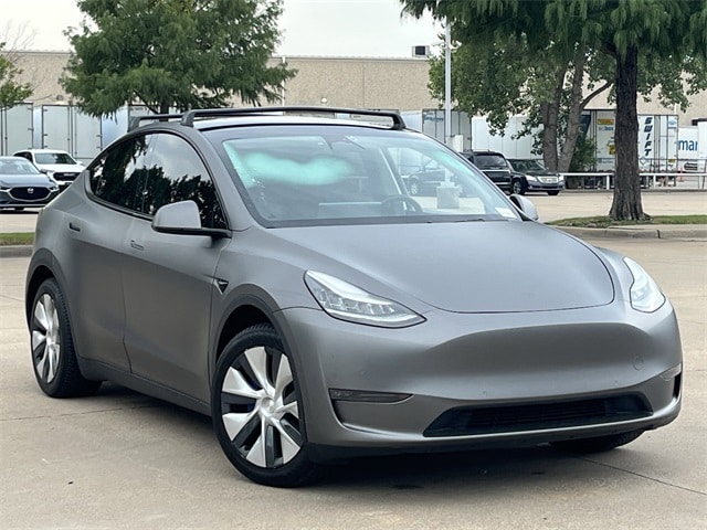 Used 2020 Tesla Model Y Long Range with VIN 5YJYGDEEXLF006565 for sale in Arlington, TX