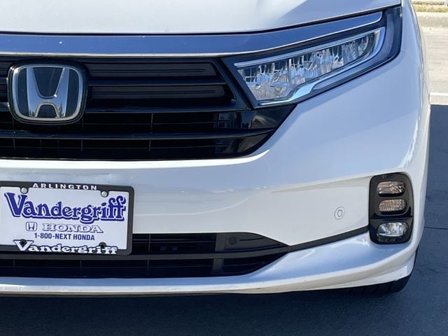 Used 2023 Platinum White Pearl Honda Touring image 8