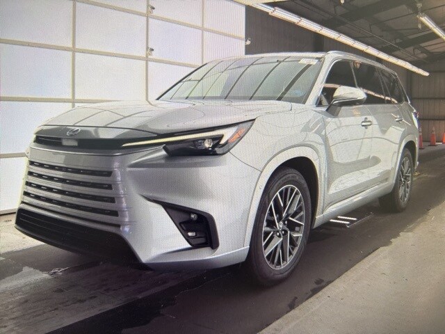 2024 Lexus TX 350 Luxury photo 2