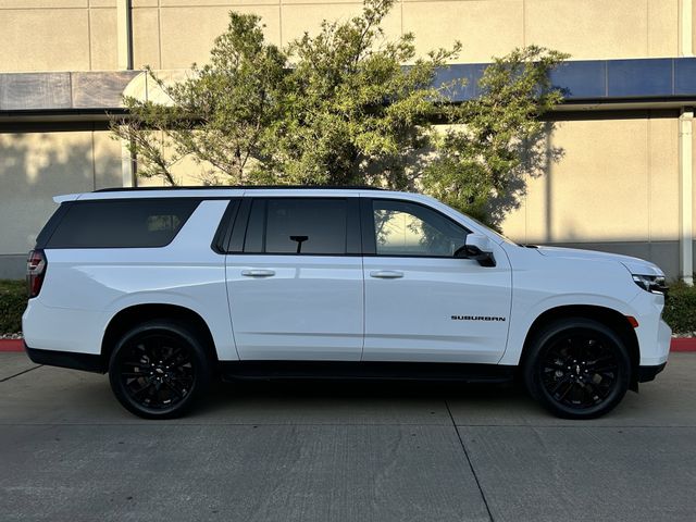 Used 2023 Summit White Chevrolet RST image 3