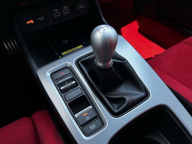 Used 2023 Championship White Honda  image 23