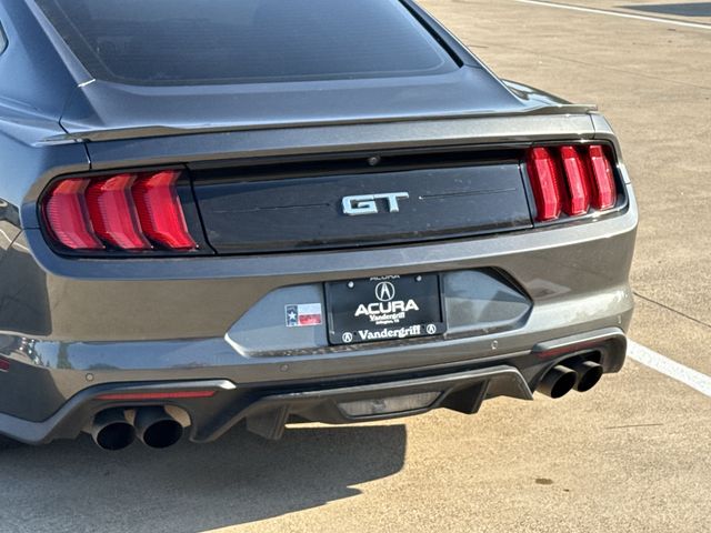Used 2020 Magnetic Metallic Ford GT Premium image 6
