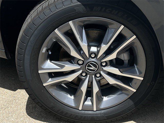 Used 2025 Platinum White Pearl Acura Base image 10