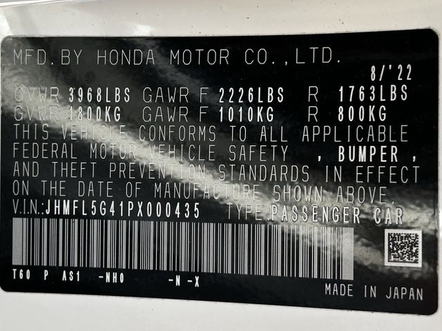 Used 2023 Championship White Honda  image 36