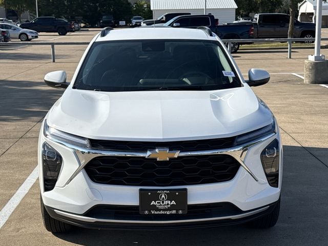Used 2026 Summit White Chevrolet LT image 7