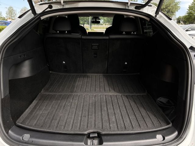 Used 2021 Pearl White Multi-Coat Tesla Long Range image 29