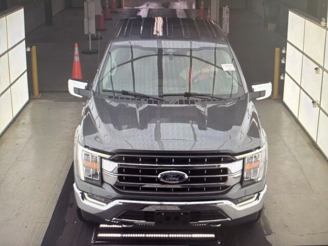 2021 Ford F-150 Lariat photo 2