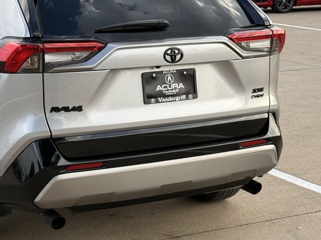 Used 2025 Silver Sky Metallic/Midnight Black Metallic Toyota XSE image 6